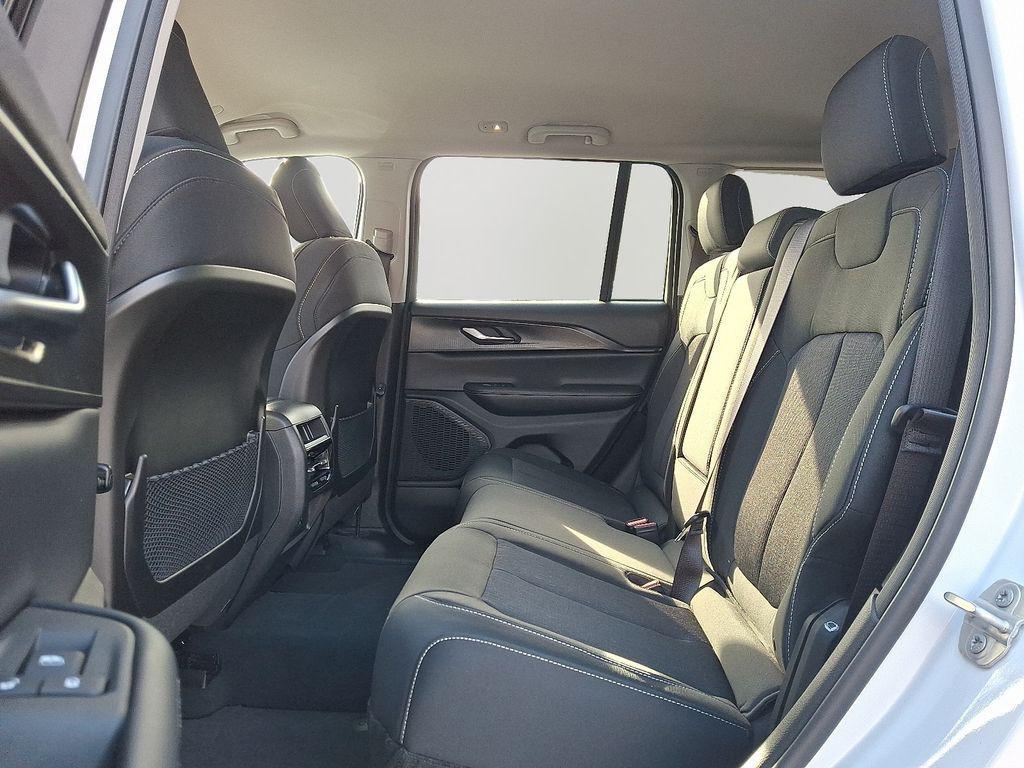 used 2023 Jeep Grand Cherokee car, priced at $29,000