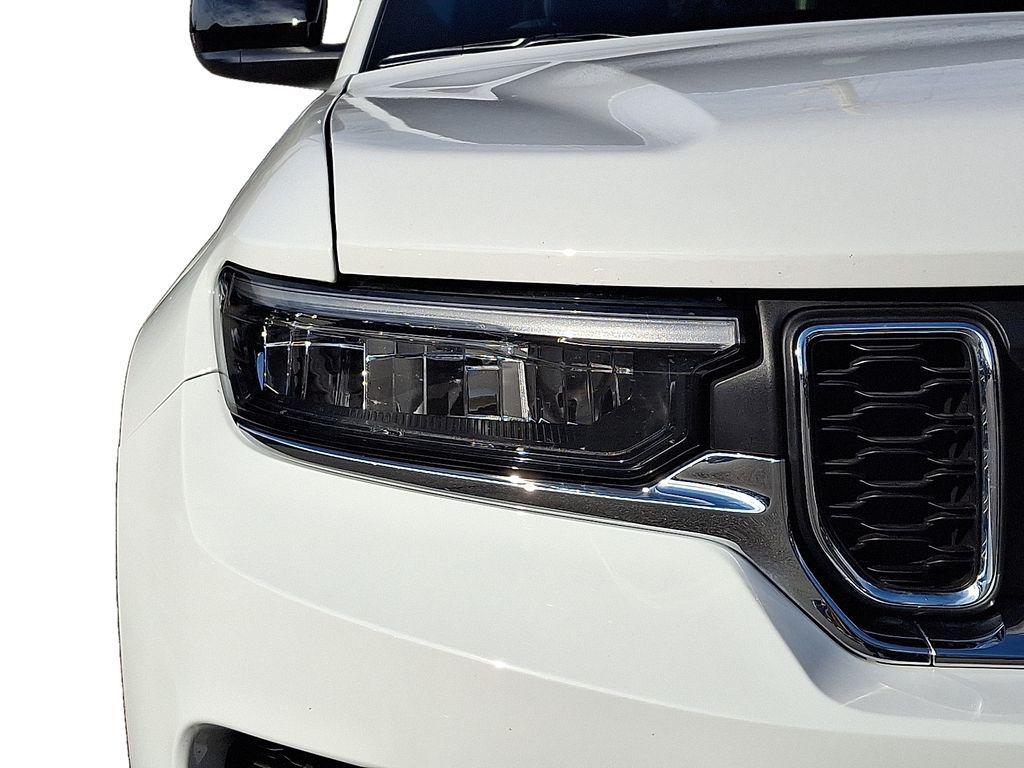 used 2023 Jeep Grand Cherokee car, priced at $29,000