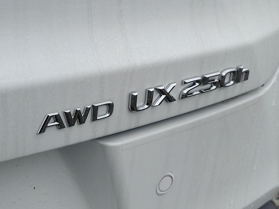 new 2024 Lexus UX 250h car, priced at $43,995