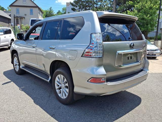 used 2022 Lexus GX 460 car, priced at $51,250