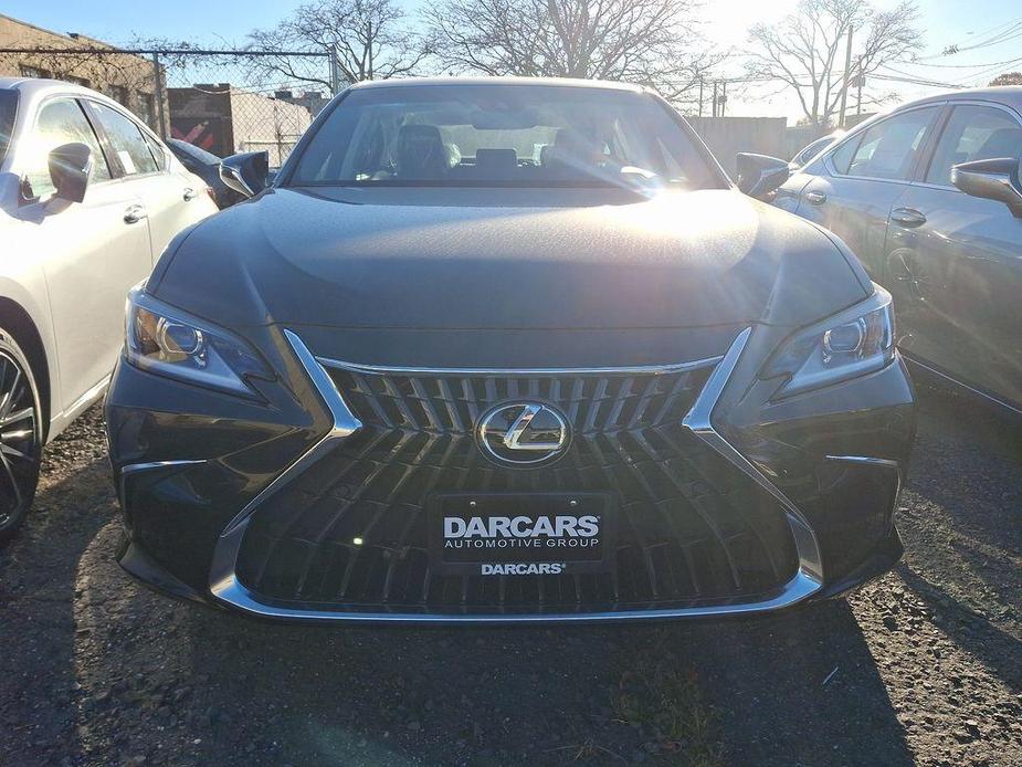 new 2025 Lexus ES 350 car, priced at $49,175