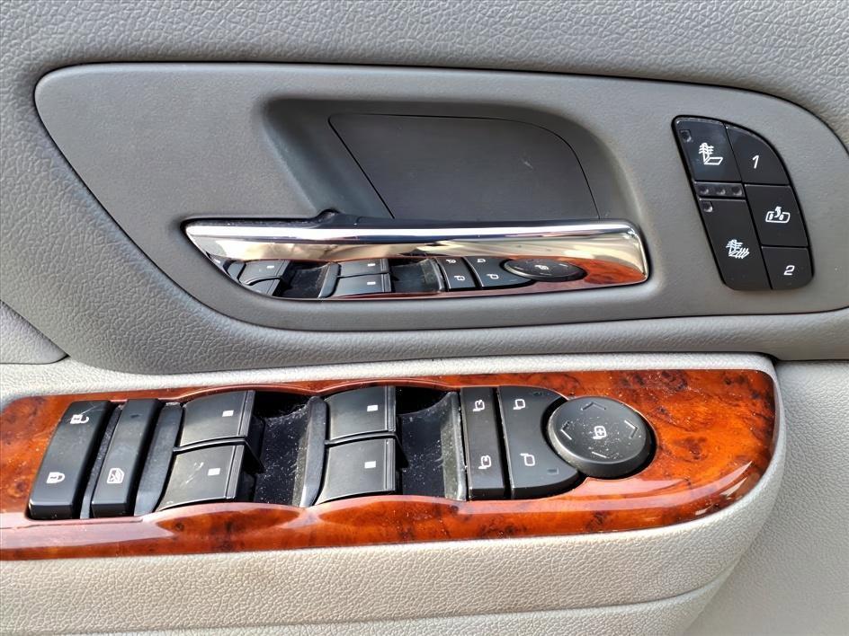 used 2012 GMC Yukon car, priced at $9,950