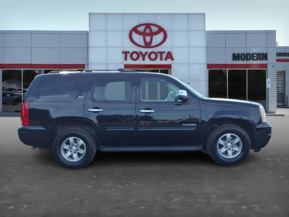 used 2012 GMC Yukon car, priced at $9,950