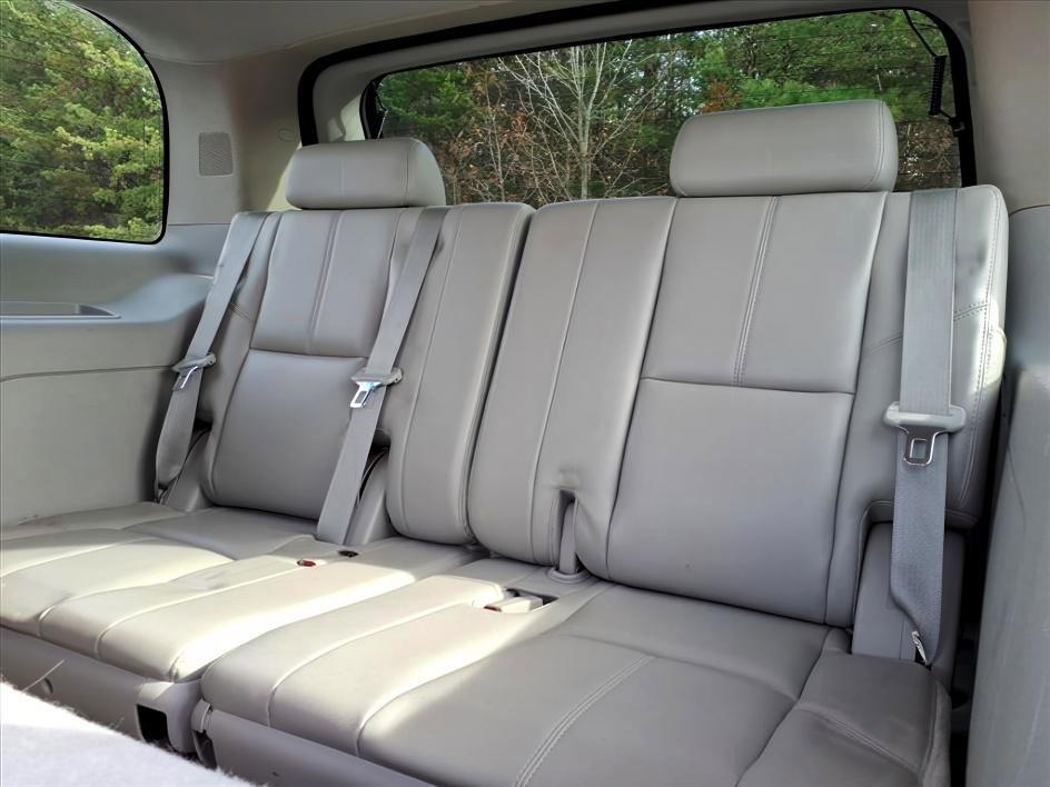 used 2012 GMC Yukon car, priced at $9,950