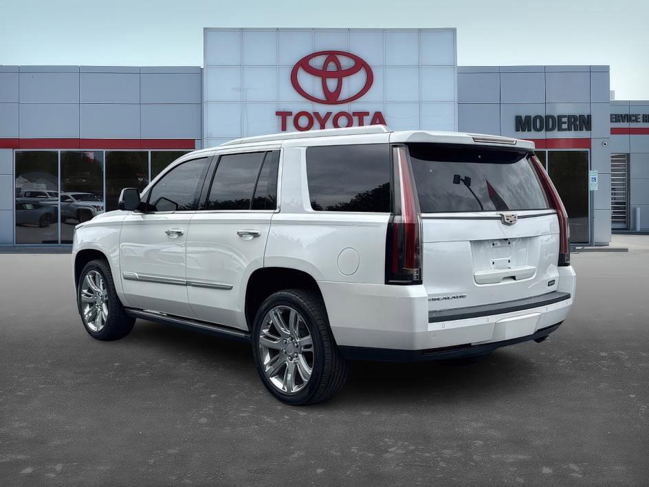 used 2016 Cadillac Escalade car, priced at $27,998