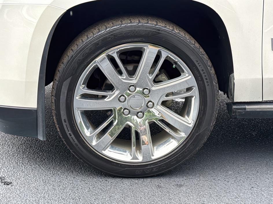 used 2016 Cadillac Escalade car, priced at $27,998