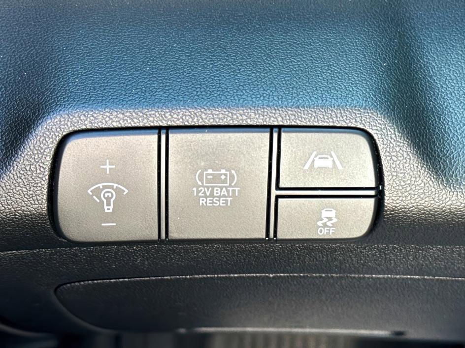used 2022 Hyundai ELANTRA HEV car, priced at $17,359
