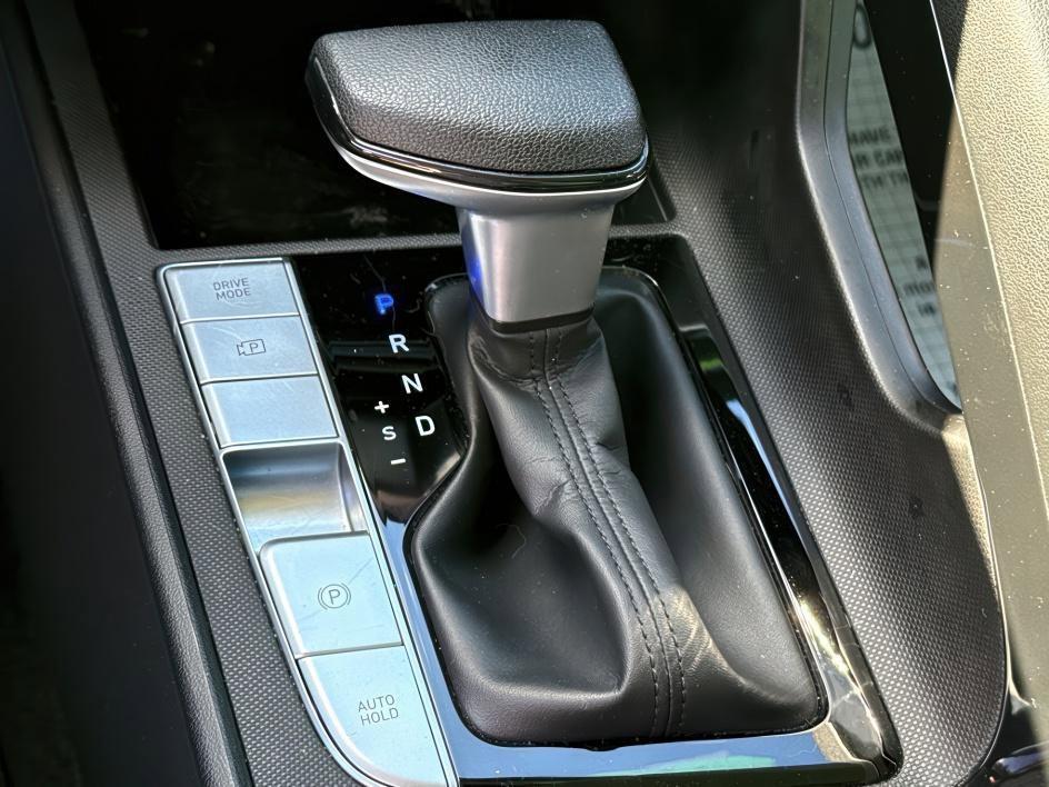 used 2022 Hyundai ELANTRA HEV car, priced at $17,359