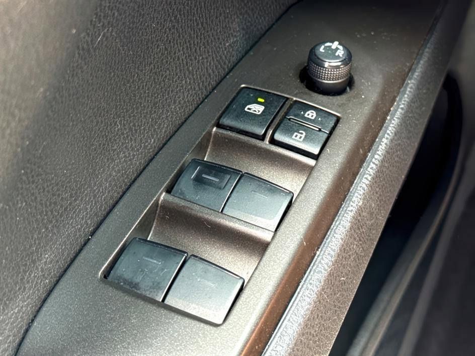 used 2022 Toyota Camry Hybrid car, priced at $22,998