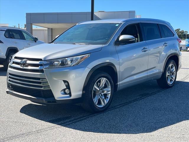 used 2017 Toyota Highlander car, priced at $18,990