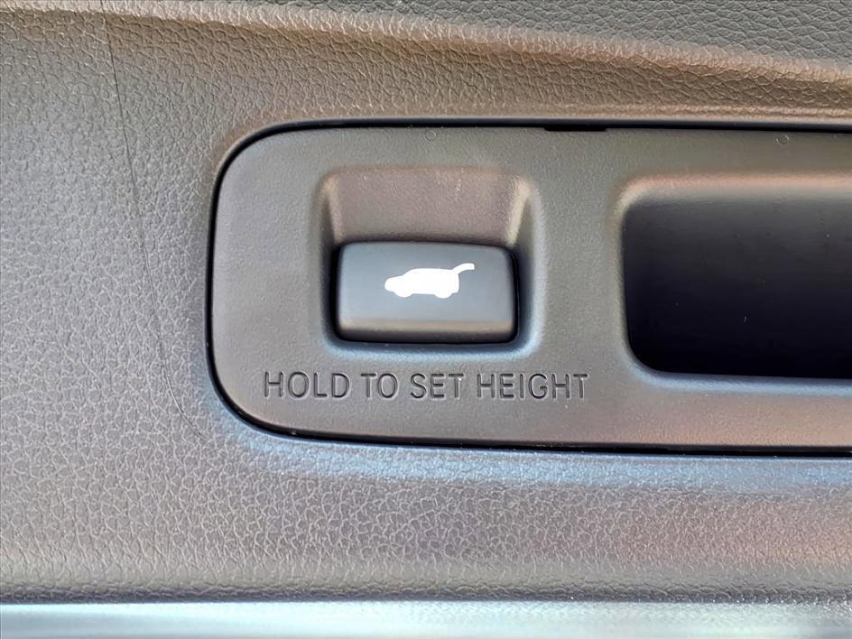 used 2025 Honda CR-V car, priced at $33,340