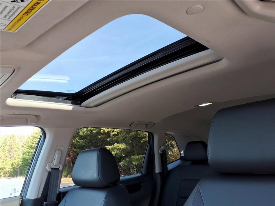 used 2025 Honda CR-V car, priced at $33,340