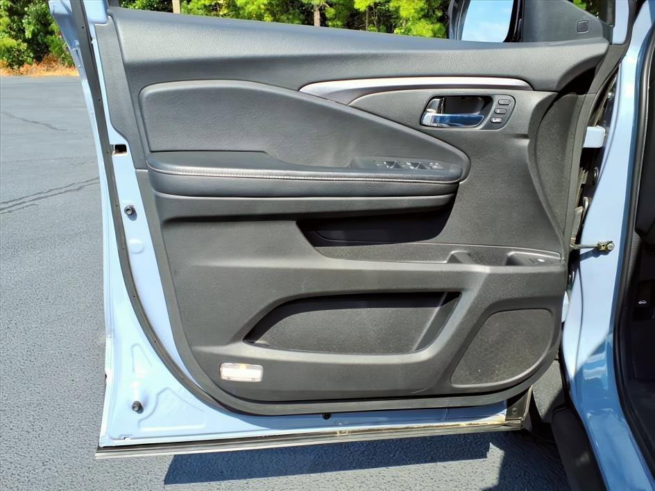 used 2022 Honda Ridgeline car, priced at $32,498