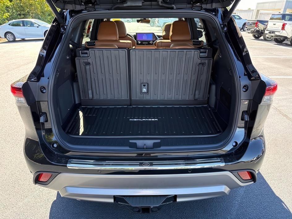 new 2026 Toyota Highlander car, priced at $54,988