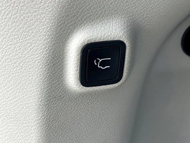 used 2022 Jeep Cherokee car, priced at $23,448