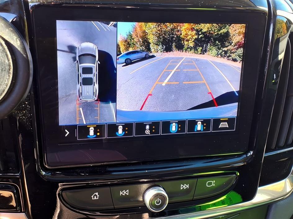 used 2021 Chevrolet Traverse car, priced at $19,637