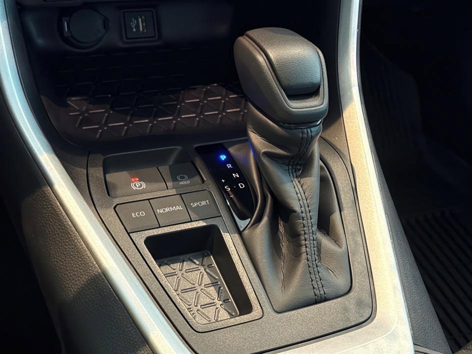 new 2025 Toyota RAV4 car, priced at $33,261