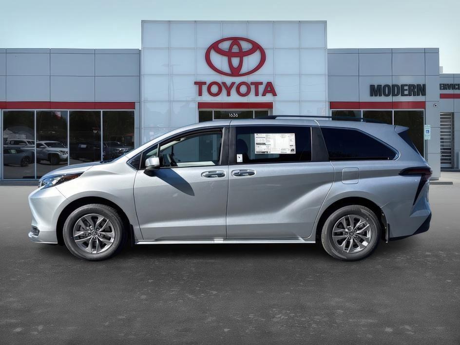 new 2025 Toyota Sienna car, priced at $45,292