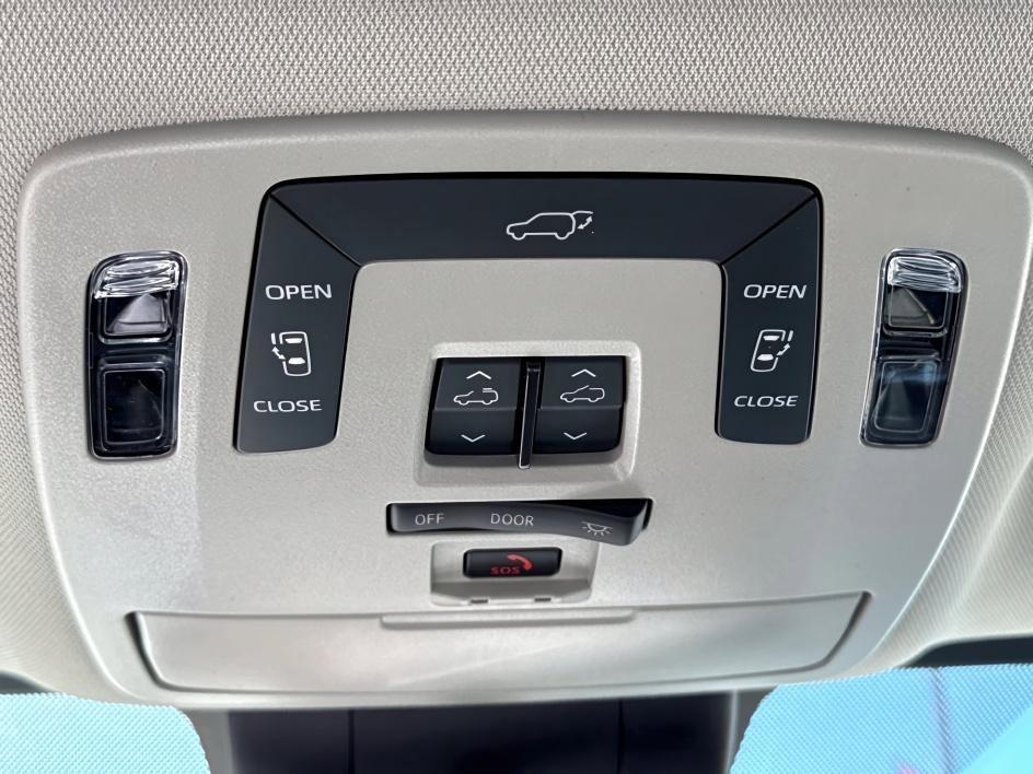 new 2025 Toyota Sienna car, priced at $45,292
