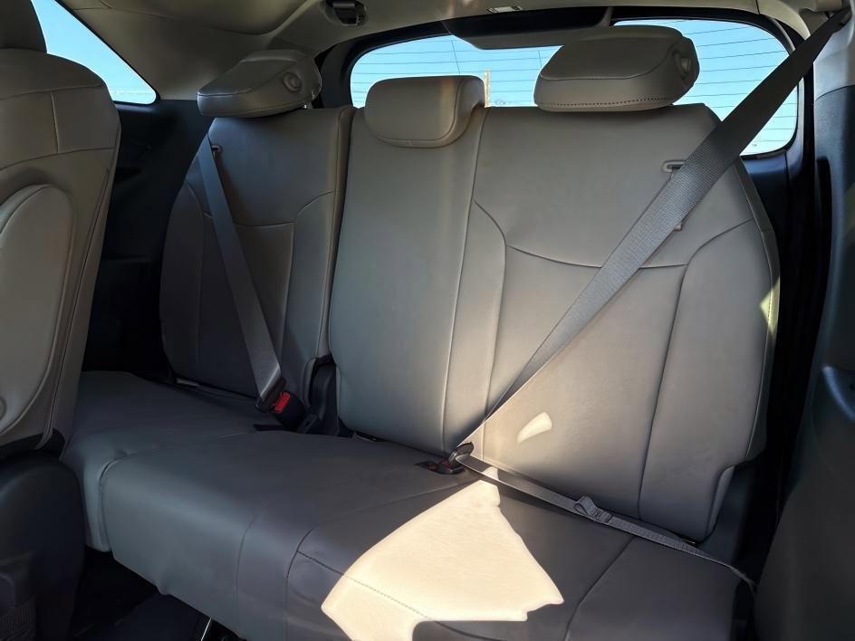 new 2025 Toyota Sienna car, priced at $45,292