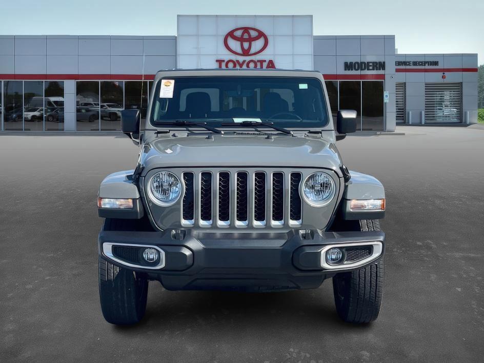 used 2022 Jeep Gladiator car, priced at $34,545