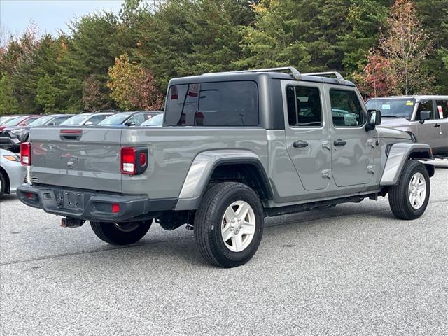 used 2022 Jeep Gladiator car, priced at $34,300