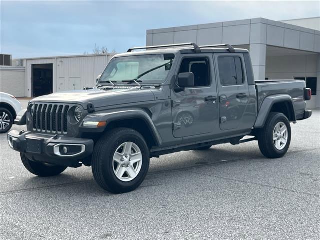 used 2022 Jeep Gladiator car, priced at $34,300