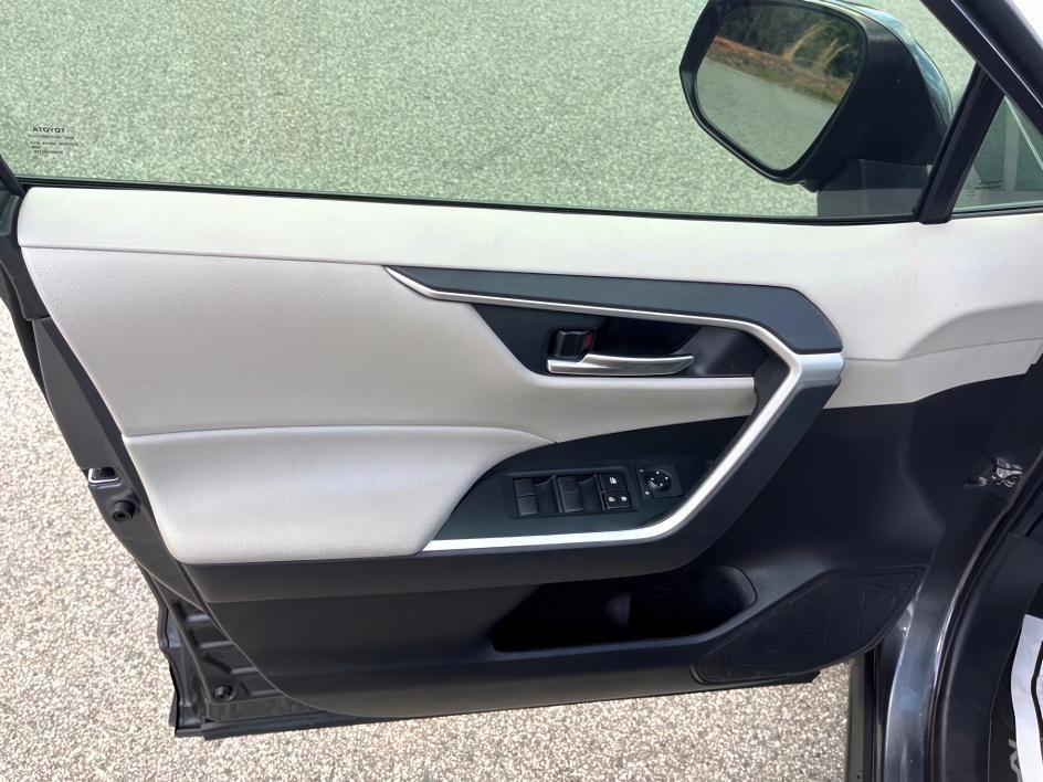 used 2020 Toyota RAV4 car, priced at $25,200