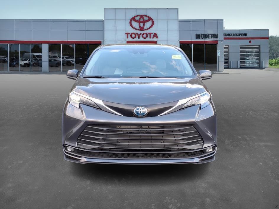 new 2025 Toyota Sienna car, priced at $49,615