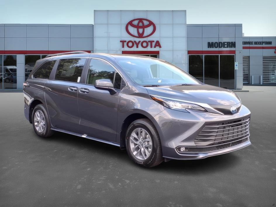 new 2025 Toyota Sienna car, priced at $49,615