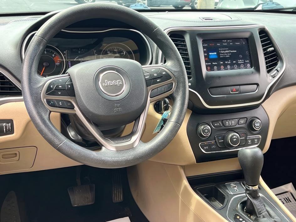 used 2019 Jeep Cherokee car, priced at $13,681