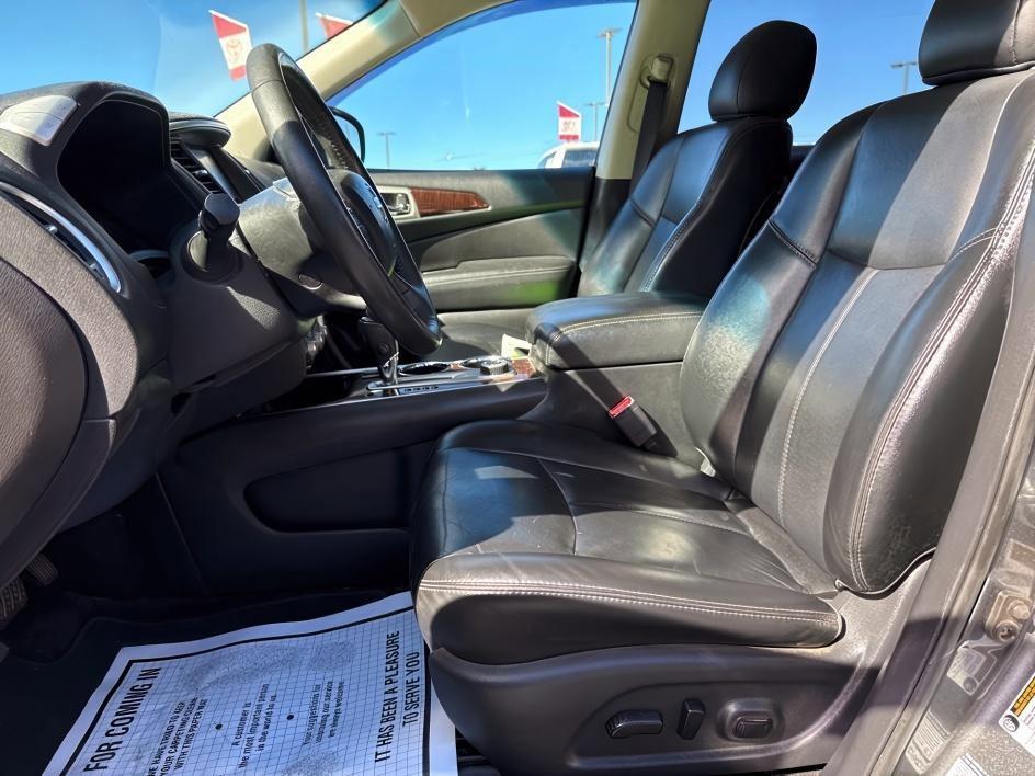 used 2015 Nissan Pathfinder car, priced at $7,892