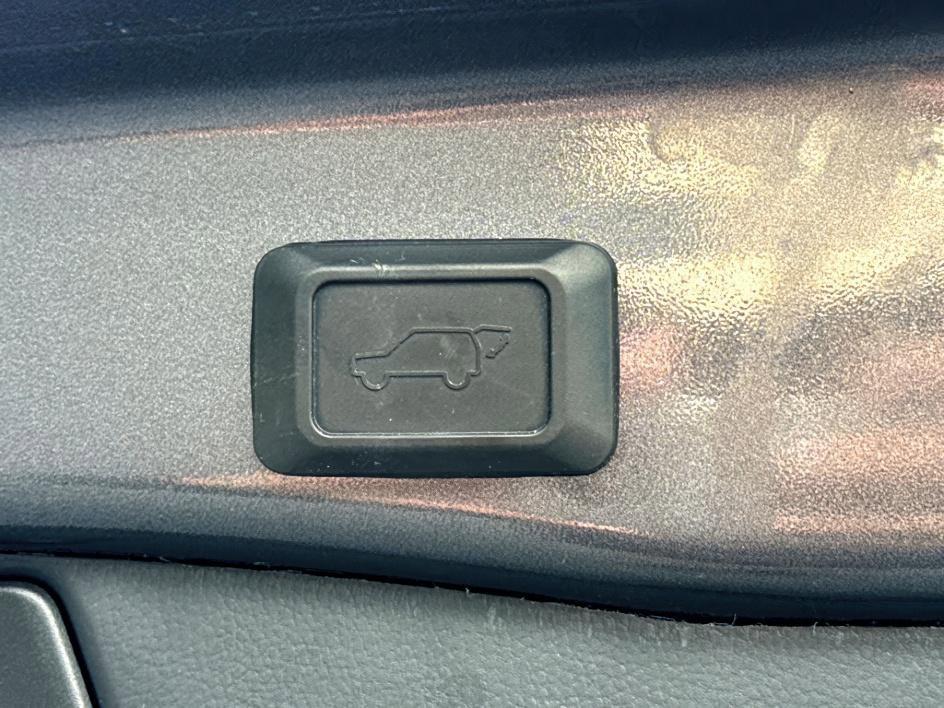 used 2022 Toyota RAV4 car, priced at $29,985