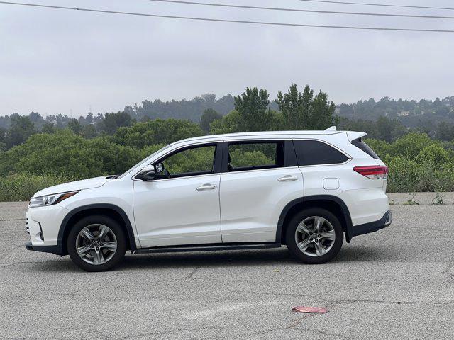 used 2017 Toyota Highlander car, priced at $24,542