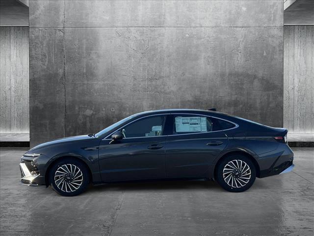 new 2025 Hyundai Sonata Hybrid car, priced at $32,117