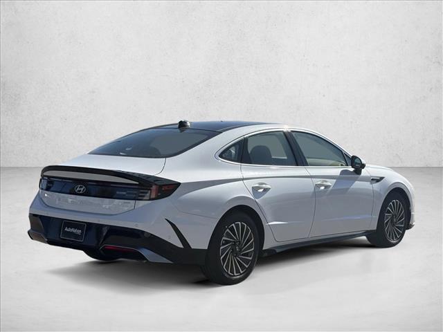 new 2025 Hyundai Sonata Hybrid car, priced at $36,945