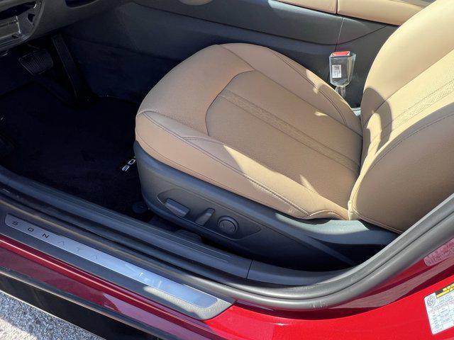 new 2025 Hyundai Sonata Hybrid car, priced at $39,213