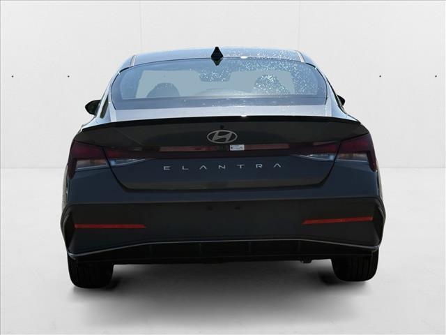 new 2025 Hyundai Elantra car, priced at $23,658