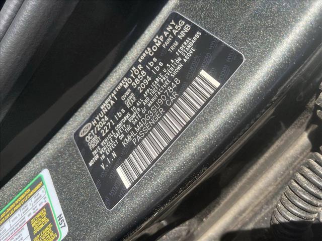 new 2025 Hyundai Elantra car, priced at $24,437