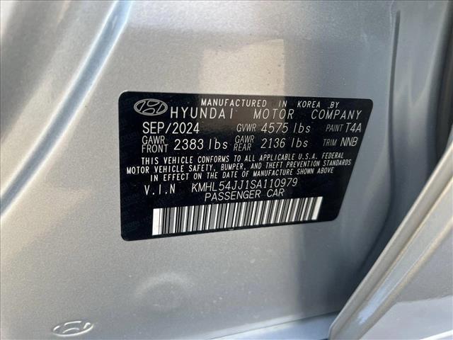 new 2025 Hyundai Sonata Hybrid car, priced at $38,457