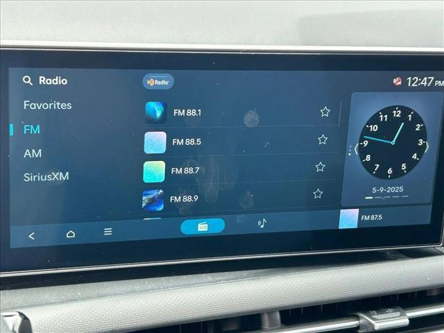 new 2025 Hyundai TUCSON Hybrid car, priced at $35,332