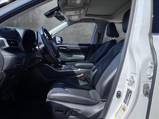 used 2021 Toyota Highlander Hybrid car, priced at $34,961