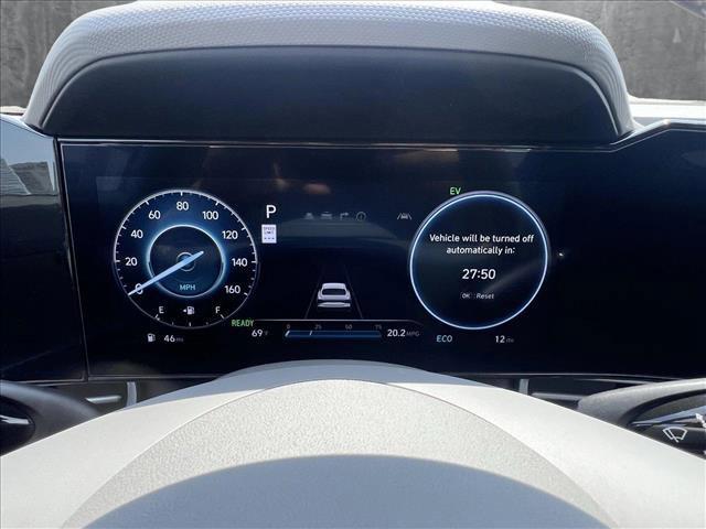 new 2025 Hyundai Elantra car, priced at $28,653