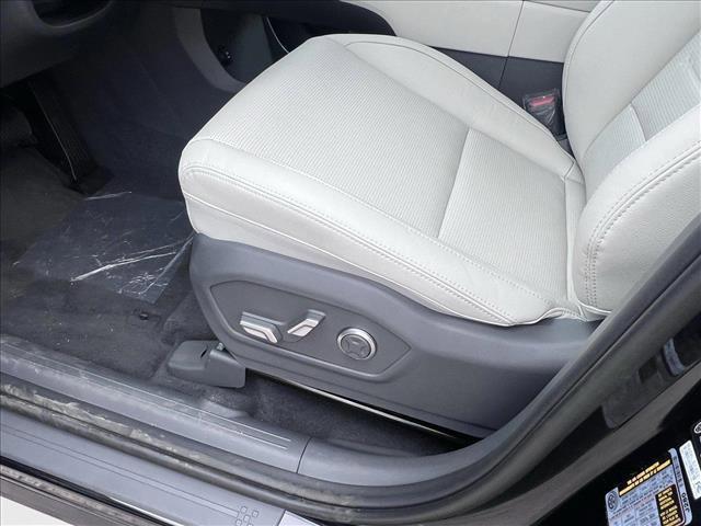 new 2025 Hyundai Santa Fe car, priced at $44,563