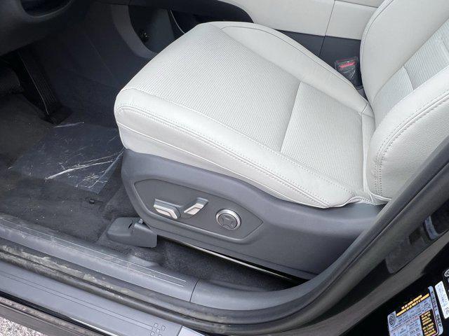 new 2025 Hyundai Santa Fe car, priced at $45,988