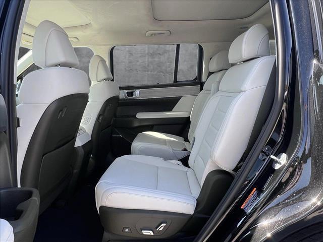 new 2025 Hyundai SANTA FE HEV car, priced at $51,227