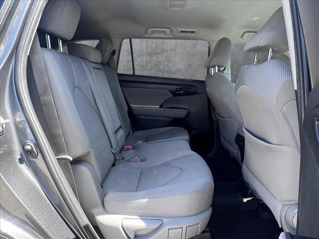 used 2020 Toyota Highlander car, priced at $27,462