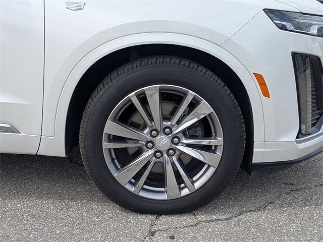 used 2023 Cadillac XT6 car, priced at $36,021