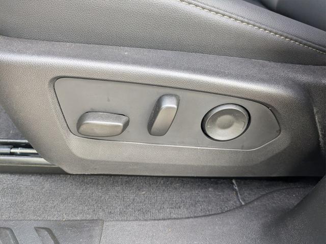 used 2025 GMC Canyon car, priced at $37,825