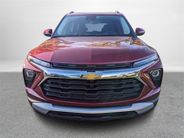 new 2025 Chevrolet TrailBlazer car, priced at $26,015